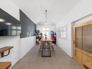 Pronájem kanceláře, Praha - Holešovice, Bubenská, 84 m2