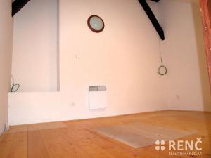 Pronájem bytu 1+kk, Brno, Kounicova, 32 m2