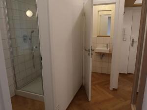 Pronájem bytu 2+kk, Praha - Radotín, Vrážská, 63 m2