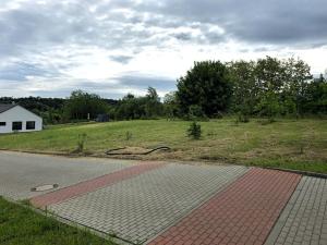 Prodej pozemku pro bydlení, Knovíz, U Kostela, 1312 m2