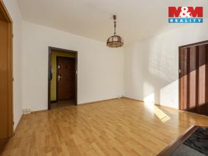 Prodej bytu 2+1, Hranice - Hranice I-Město, Hromůvka, 44 m2