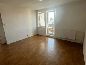 Pronájem bytu 3+1, Katusice, Polní, 90 m2