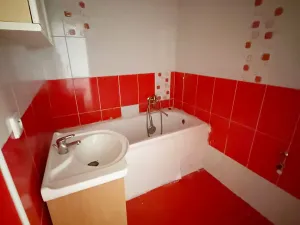 Pronájem bytu 2+1, Chomutov, Dřínovská, 62 m2