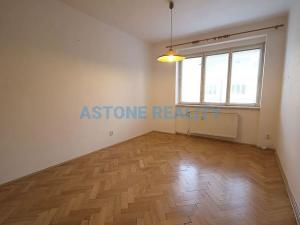 Pronájem bytu 2+kk, Praha - Břevnov, Junácká, 56 m2