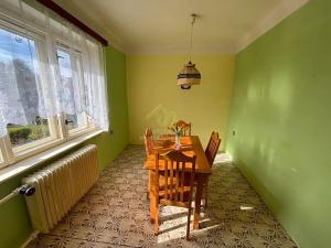 Prodej rodinného domu, Břasy, 240 m2
