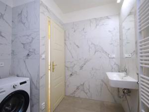 Pronájem bytu 2+kk, Praha - Staré Město, Kozí, 51 m2