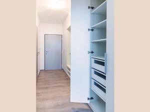Pronájem bytu 1+kk, Praha - Hostivař, Horolezecká, 31 m2