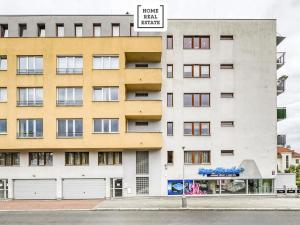 Pronájem bytu 2+kk, Praha - Břevnov, Bolívarova, 71 m2