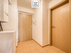 Pronájem bytu 2+kk, Praha - Břevnov, Bolívarova, 71 m2