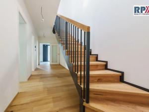 Prodej vily, Praha - Klánovice, U trativodu, 146 m2