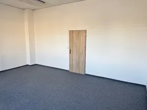 Pronájem kanceláře, Pardubice, Na Spravedlnosti, 28 m2