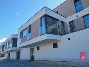 Pronájem bytu 2+kk, Mokrá-Horákov, 55 m2