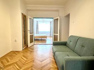 Pronájem bytu 2+1, Praha - Strašnice, Krátká, 66 m2