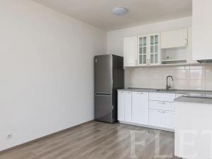 Pronájem bytu 1+kk, Praha - Vršovice, Petrohradská, 41 m2