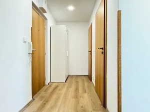 Pronájem bytu 2+kk, Benešov, Jana Švermy, 41 m2