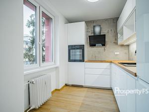 Prodej bytu 2+1, Karviná - Ráj, Kosmonautů, 52 m2