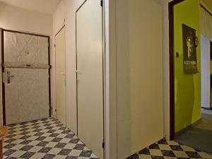 Pronájem bytu 2+kk, Praha - Háje, Steinerova, 42 m2