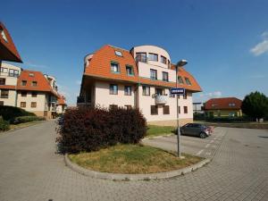 Pronájem bytu 3+kk, Velké Přílepy, Erbenova, 67 m2