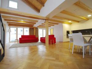 Pronájem bytu 3+kk, Praha - Nové Město, Bolzanova, 199 m2