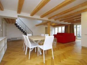 Pronájem bytu 3+kk, Praha - Nové Město, Bolzanova, 199 m2