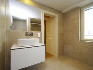 Pronájem bytu 3+kk, Praha - Nové Město, Bolzanova, 199 m2