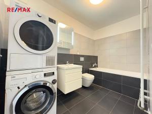 Prodej bytu 3+kk, Praha - Hloubětín, Modrého, 85 m2