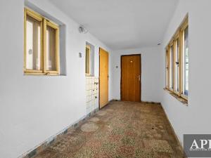 Prodej chalupy, Lopeník, 181 m2