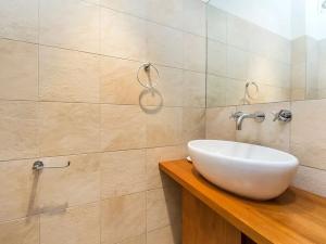 Pronájem bytu 2+1, Praha - Malá Strana, Nosticova, 67 m2