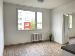 Pronájem bytu 1+1, Litvínov, Školní, 35 m2