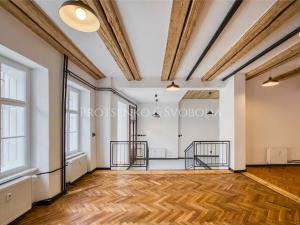 Pronájem obchodního prostoru, Třebíč, Hasskova, 127 m2