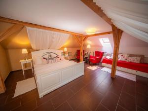 Prodej domu, Nové Hrady, 880 m2