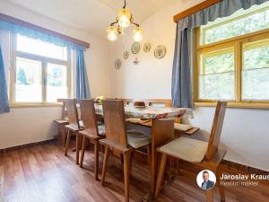 Prodej chalupy, Šárovcova Lhota, 128 m2