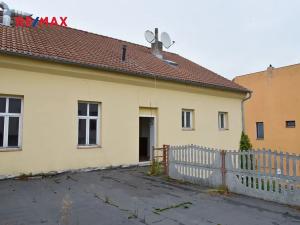 Prodej rodinného domu, Nový Bydžov, Třída Čsl. armády, 368 m2