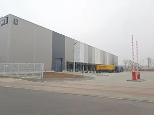 Pronájem skladu, České Budějovice, Slévárenská, 4100 m2