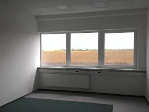 Pronájem skladu, Zeleneč, 16210 m2