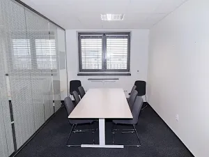 Pronájem kanceláře, Praha, 900 m2