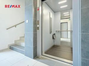 Pronájem bytu 2+kk, Plzeň, Vysoká, 51 m2