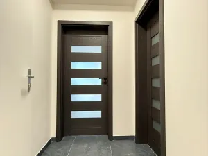 Pronájem bytu 1+kk, Uhlířské Janovice, Hrnčířská, 35 m2