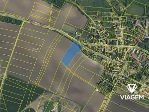 Prodej podílu pole, Dobrovice, 3296 m2