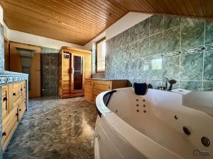 Prodej rodinného domu, Zbyslavice, Javorová, 194 m2