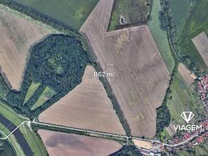 Prodej podílu pole, Ladná, 290 m2