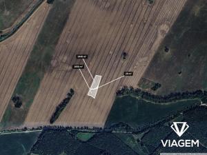 Prodej podílu pole, Týnec, 1032 m2