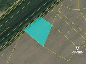 Prodej podílu pole, Uherský Ostroh, 1887 m2