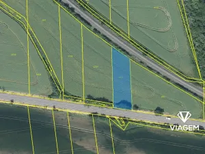 Prodej podílu pole, Křesín, 623 m2