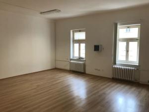 Pronájem kanceláře, Karlovy Vary, T. G. Masaryka, 42 m2