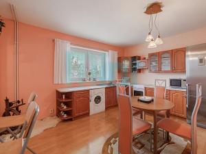 Prodej rodinného domu, Střelná, 144 m2