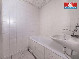 Prodej bytu 3+1, Chomutov, Bezručova, 85 m2