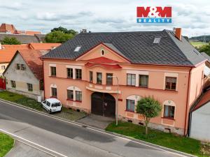 Prodej rodinného domu, Cebiv, 360 m2