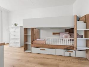 Prodej bytu 3+kk, Praha - Horní Měcholupy, Janovská, 63 m2