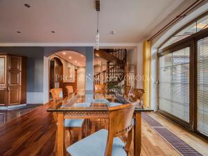 Prodej rodinného domu, Klínec, 345 m2